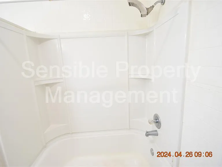 2926 51st St S #3 — Photo 8