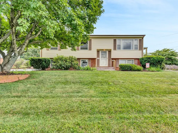 401 Houston Ave NE, Roanoke, VA 24012