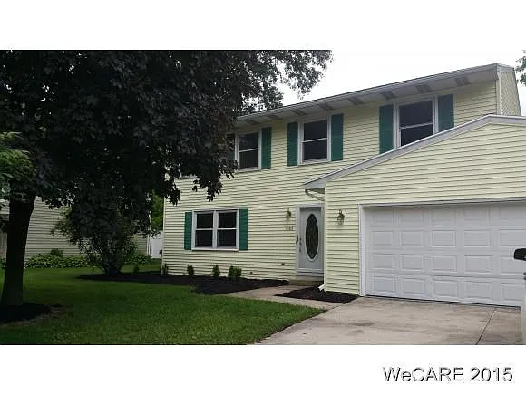 1069 Esther Blvd photo 1