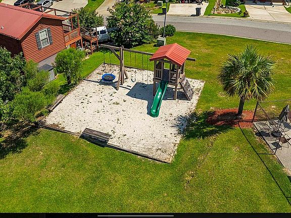 5th image of 101 Marina Cove Dr