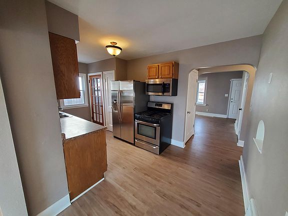 Main Level - Kitchen