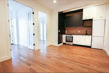 400 Cornelia Street, #3B