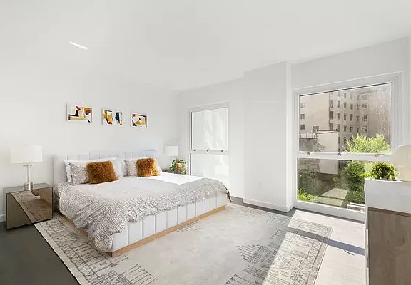 4th image of 375 W 123rd St #3A