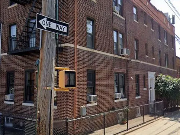 1105 72nd St, Brooklyn, NY 11228