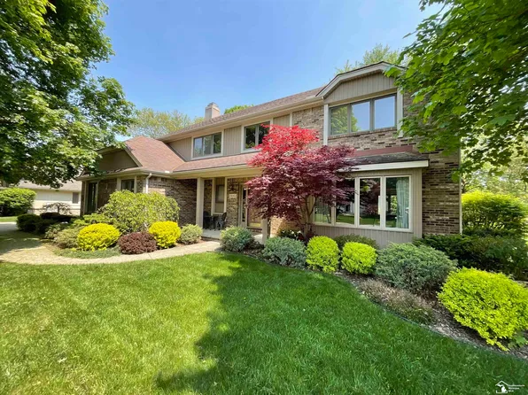 15062 Teakwood Dr, Monroe, MI 48161