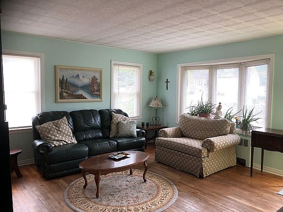 4th image of 203 Lou Ave