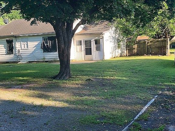 Backyard view from street 