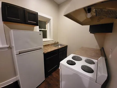 2109 Green St #1 — Photo 5