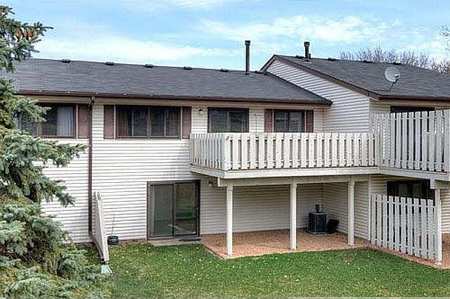 1st image of 200 Wentworth Avenue W