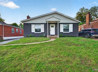 1008 Groby Rd, Saint Louis, MO 63130