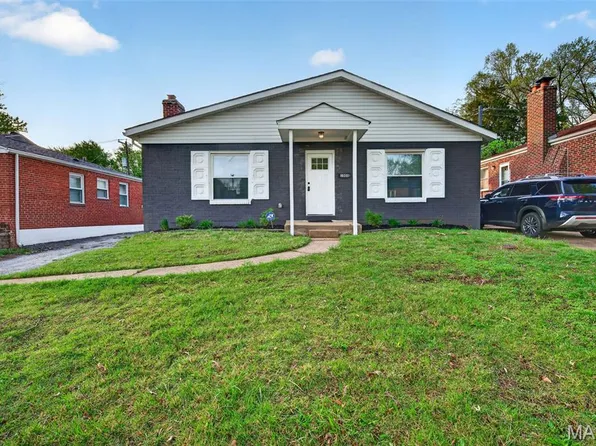 1008 Groby Rd, Saint Louis, MO 63130