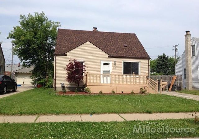 1st image of 26605 Normandy St