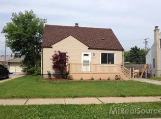 26605 Normandy St, Roseville, MI 48066