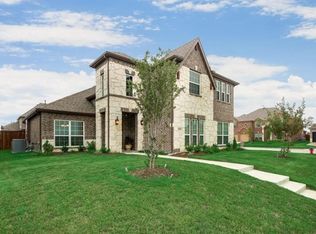 1025 Macaw Dr, Forney, TX 75126