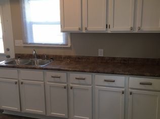 2634 E Walnut St, Des Moines, IA 50317