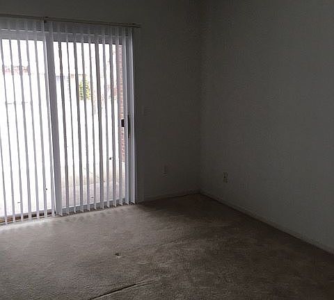 3rd image of 16730 Dover Dr