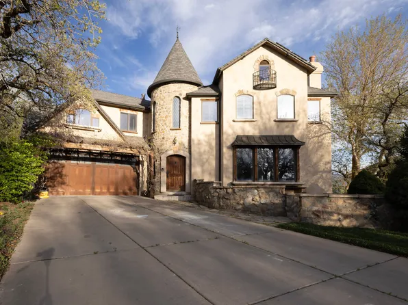 1572 N Stayner Dr, Farmington, UT 84025