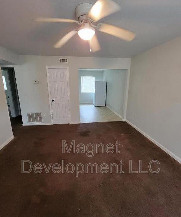 2nd image of 3674 Deans Bridge Rd APT 8