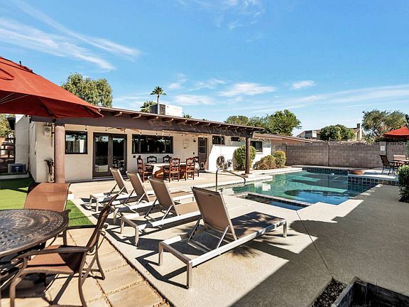 3rd image of 8631 E Berridge Ln