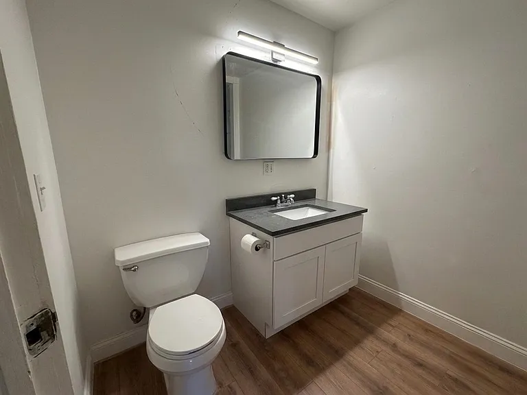 35 Adamson St #2 — Photo 3