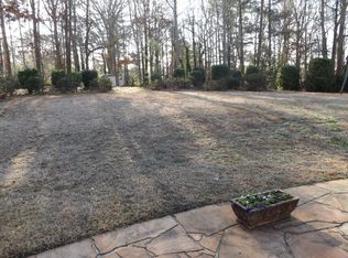 110 Sheffield Rd, Greenwood, SC 29646