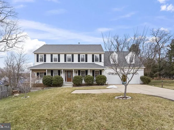 5904 Chivalry Ct, Glenn Dale, MD 20769