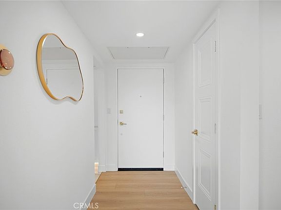 2nd image of 1401 Valley View Rd APT 329