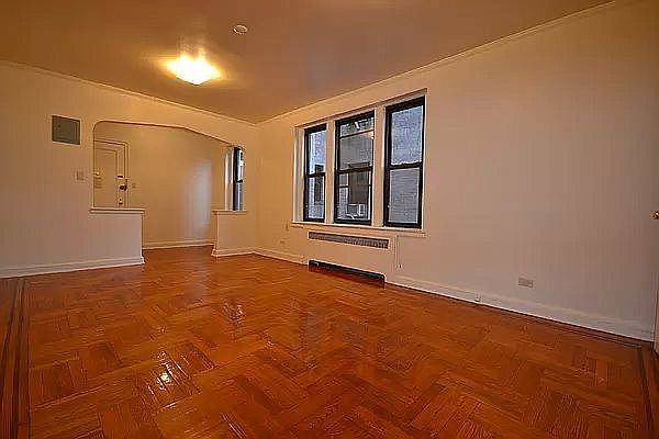 1st image of 83-15 Lefferts Blvd #11