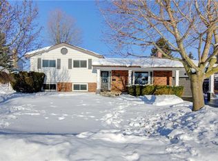 322 Daleview Pl, Waterloo, ON N2L5M5