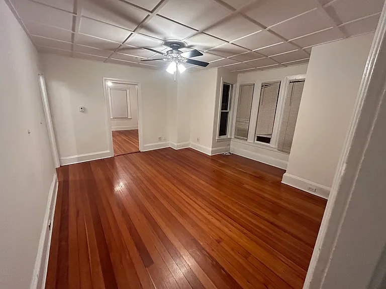 47 Russell St #1 — Photo 7