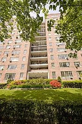 Sold by Citi Habitats | media 9