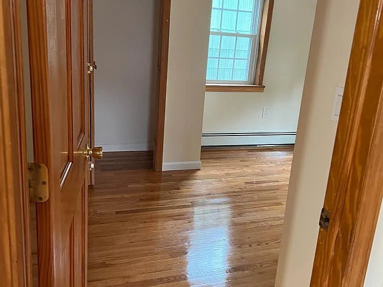 16 Louisa St — Photo 10