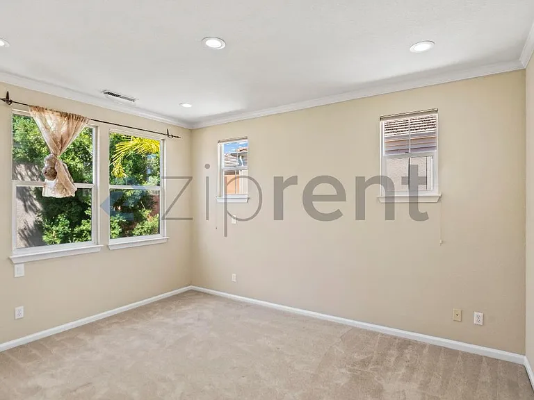 5830 Chambertin Dr — Photo 20