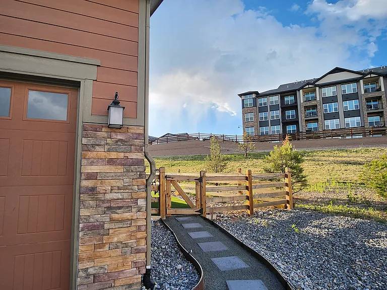 4439 S Perth Ct — Photo 4