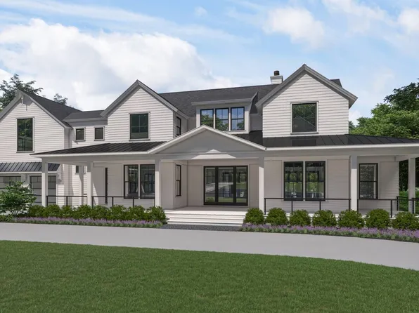 8 Hedges Banks Dr, East Hampton, NY 11937