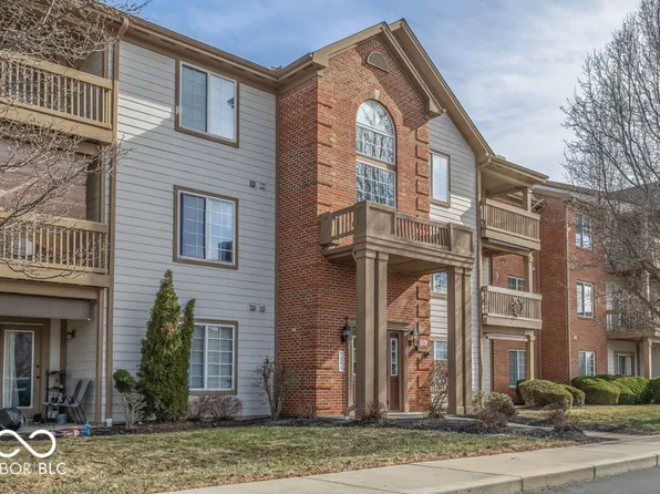 8911 Hunters Creek Dr APT 102, Indianapolis, IN 46227