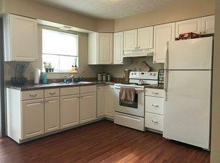 401 Tracy Ln, Saint Clairsville, OH 43950