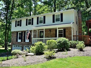 4902 Pheasant Ridge Rd, Fairfax, VA 22030