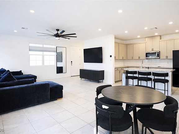 2nd image of 224 Vanhoy Ave