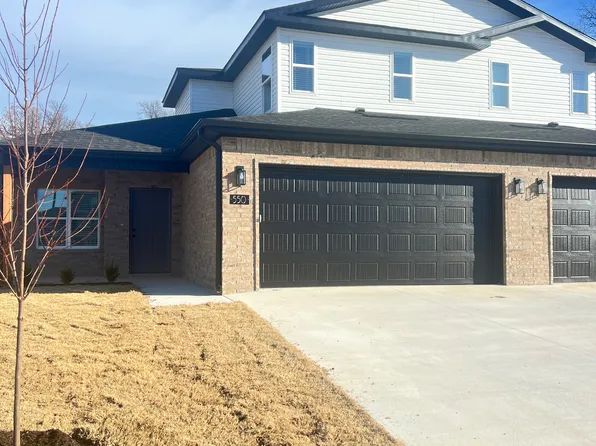 550 Cosmos St, Centerton, AR 72719