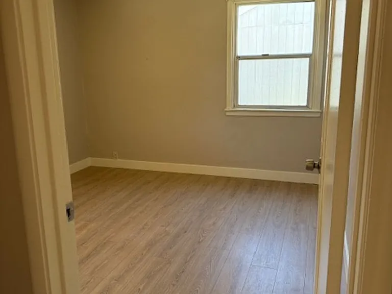 2324 Edison Avenue 2343 Jill Way — Photo 4