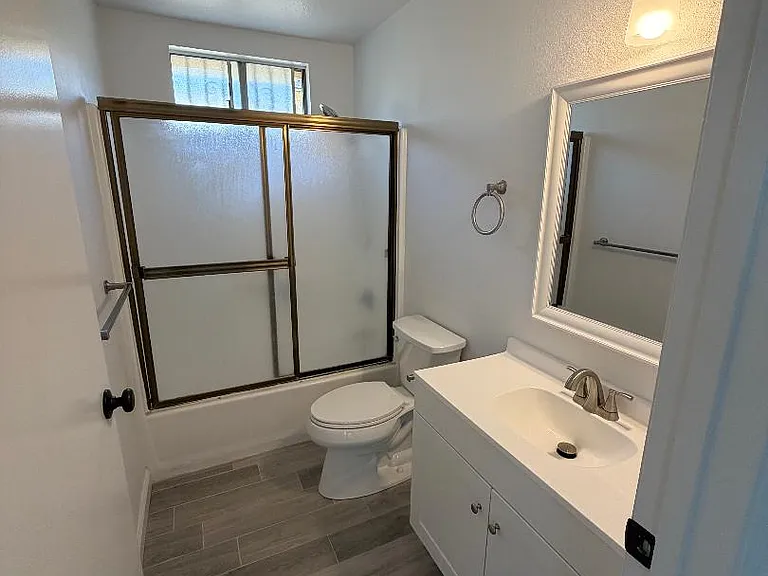 Bathroom #2