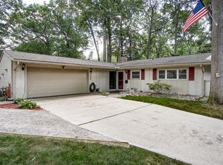 3607 Devon Hill Rd, Toledo, OH 43606