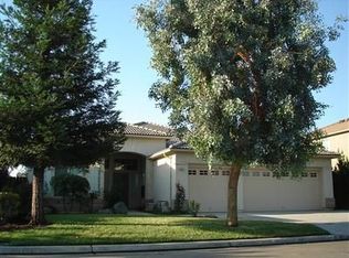 2647 E Omaha Ave, Fresno, CA