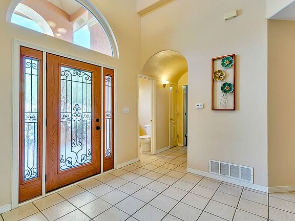 4th image of 554 Royal Willow Way