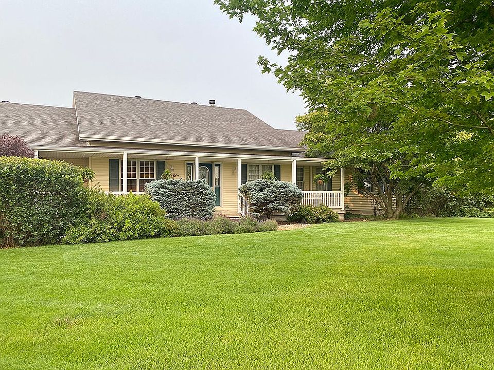 806 S A Rd, Doniphan, NE 68832 Zillow