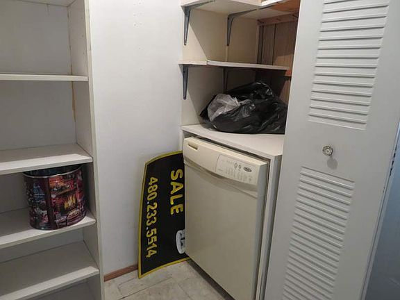 5th image of 4065 E University Dr #240
