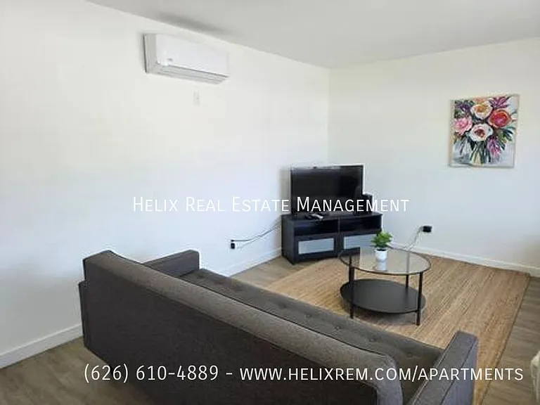 1313 Huntington Dr #7 — Photo 7