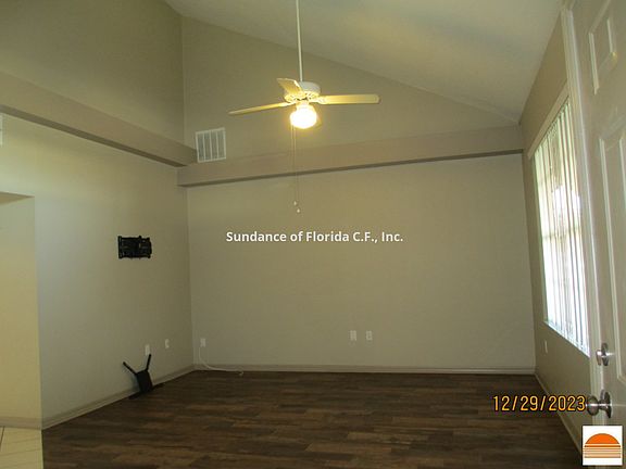 2nd image of 435 Columbia Ave