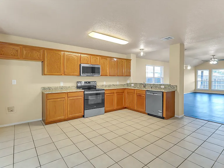 4154 Parterre Dr — Photo 9